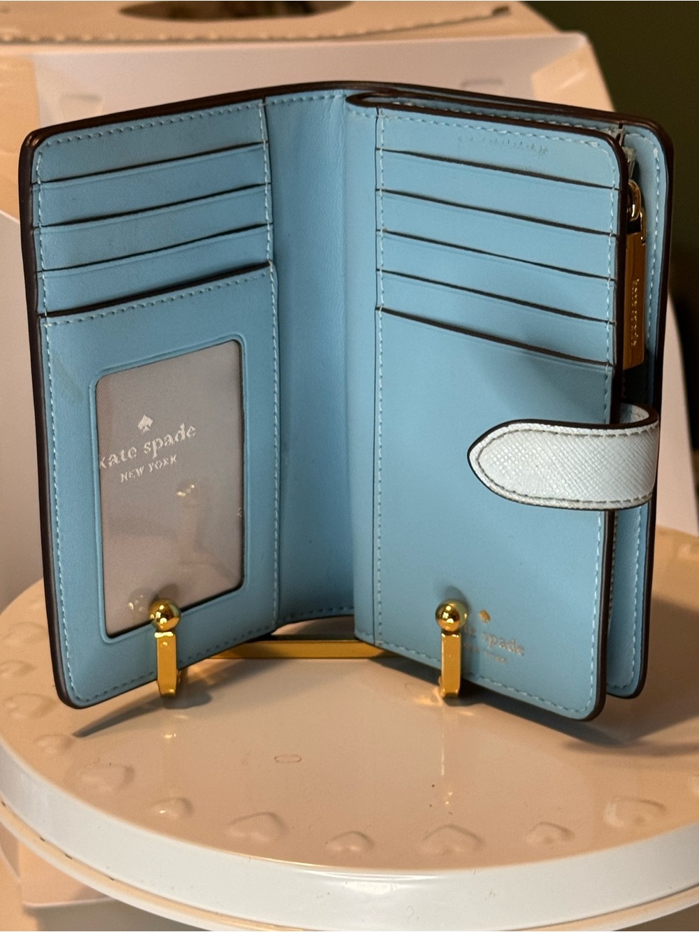 kate spade Two-Tone Leather Wallet EUC and a 3 pack of fashion Earrings NWT - Picture 7 of 13